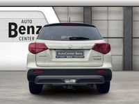 Gebraucht Suzuki Vitara 129 PS (94 kW) 2021 Sahara sand SUV