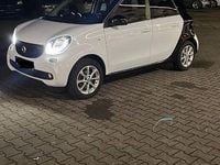 Gebraucht Smart ForFour Passion 90 PS (66 kW) 2015 Weiß Kleinwagen
