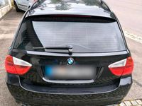 Gebraucht BMW 318 143 PS (105 kW) 2008 Schwarz Kombi