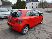 Gebraucht Toyota Yaris 69 PS (50 kW) 2008 Rot Kleinwagen