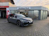 Gebraucht VW Golf VIII R-line 150 PS (110 kW) 2025 Delfingrau metallic Limousine