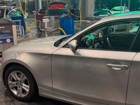 Gebraucht BMW 118 143 PS (105 kW) 2007 Silber Kleinwagen