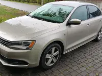 Gebraucht VW Jetta 110 PS (80 kW) 2013 Grau Limousine