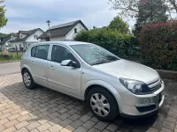 Gebraucht Opel Astra 90 PS (66 kW) 2004 Silber Limousine