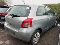 Gebraucht Toyota Yaris Sol 90 PS (66 kW) 2008 Silber Kleinwagen