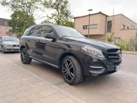 Gebraucht Mercedes E250 2015 Schwarz SUV