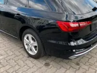 Gebraucht Audi A4 163 PS (119 kW) 2022 Schwarz Kombi