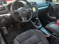 Second-hand VW Golf VI 122 CP (89 kW) 2009 Negru Hatchback