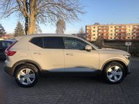 Gebraucht Volvo XC40 Core 163 PS (119 kW) 2025 Grau SUV