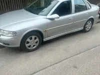 Gebraucht Opel Vectra 125 PS (91 kW) 2001 Silber Kleinwagen