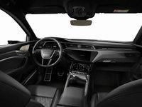 Gebraucht Audi SQ8 e-tron Ambiente 272 kW (370 PS) 2024 Weiß SUV