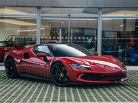 Gebraucht Ferrari 296 840 PS (617 kW) 2022 Rot