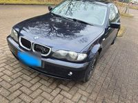 Gebraucht BMW 318 Basis 143 PS (105 kW) 2002 Blau Limousine
