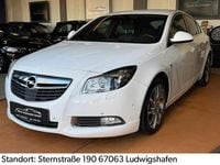 Gebraucht Opel Insignia Sport 194 PS (142 kW) 2012 Weiß Limousine