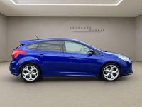Gebraucht Ford Focus ST 250 PS (183 kW) 2012 Blau Limousine