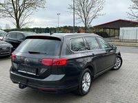 Gebraucht VW Passat 122 PS (89 kW) 2021 Grau Limousine