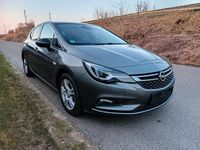 Gebraucht Opel Astra Innovation 136 PS (100 kW) 2016 Grau Limousine