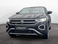Gebraucht VW T-Roc 150 PS (110 kW) 2026 Deep black perleffekt / schwarz sn 22 SUV