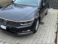 Gebraucht VW Passat Highline 150 PS (110 kW) 2018 Grau Kombi