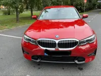 Gebraucht BMW 320 Advantage 190 PS (139 kW) 2022 Rot Limousine