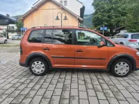 Gebraucht VW Touran Cross 170 PS (125 kW) 2009 Rot Van / Kleinbus