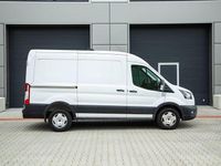 Gebraucht Ford Transit Trend 105 PS (77 kW) 2024 Weiß Limousine