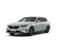 Gebraucht BMW 520 Performance 208 PS (152 kW) 2025 Grau Kombi