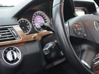 Gebraucht Mercedes E300 231 PS (169 kW) 2010 Schwarz Limousine