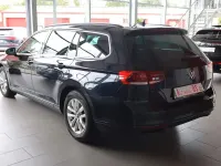 Gebraucht VW Passat 150 PS (110 kW) 2024 Schwarz Kombi