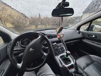 Gebraucht Peugeot 5008 Allure 150 PS (110 kW) 2016 Schwarz Van / Kleinbus