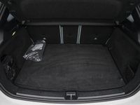 Gebraucht Mercedes B200 163 PS (119 kW) 2024 Van / Kleinbus