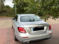 Gebraucht Mercedes E220 194 PS (142 kW) 2016 Grau Limousine