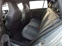 Gebraucht VW Golf VIII R-line 150 PS (110 kW) 2026 Silber Kombi