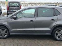 Gebraucht VW Polo Allstar 90 PS (66 kW) 2017 Grau Limousine