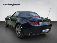 Używany Mazda MX5 184 KM (135 kW) 2022 Niebieski Kabriolet