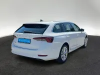 Gebraucht Skoda Octavia Style 150 PS (110 kW) 2024 Weiß Kombi