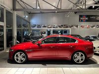 Gebraucht Jaguar XE Prestige 241 PS (177 kW) 2016 Rot Limousine