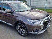 gebraucht Mitsubishi Outlander Editi " 4x4 " Automatik " TÜV beim Kauf neu