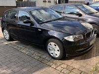 Gebraucht BMW 116 115 PS (84 kW) 2007 Schwarz Kleinwagen