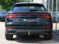 Gebraucht Audi Q8 Competition 286 PS (210 kW) 2023 Mythosschwarz metallic SUV