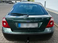 Usado Ford Mondeo 110 CV (80 kW) 2004 Verde Berlina