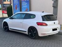 Gebraucht VW Scirocco 160 PS (117 kW) 2009 Weiß Coupé