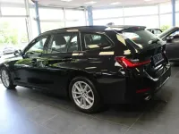 Gebraucht BMW 318 156 PS (114 kW) 2024 Schwarz Kombi