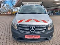 Second-hand Mercedes Vito 136 CP (100 kW) 2015 Argintiu Van