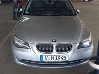 Gebraucht BMW 523 190 PS (139 kW) 2008 Silber Limousine