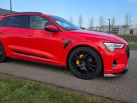 Second-hand Audi e-tron Advanced 300 kW (408 CP) 2018 Roșu SUV