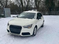 Gebraucht Audi A1 86 PS (63 kW) 2012 Weiß Kleinwagen