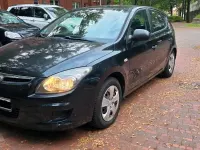 Gebraucht Hyundai i30 95 PS (69 kW) 2009 Schwarz Limousine