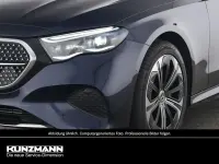 Gebraucht Mercedes E300 Avantgarde 313 PS (230 kW) 2025 Blau Limousine