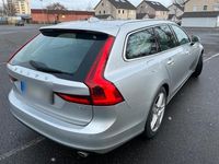 Gebraucht Volvo V90 Momentum 140 PS (102 kW) 2016 Silber Kombi